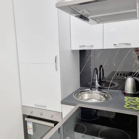 Apartman Paradiso Arx *