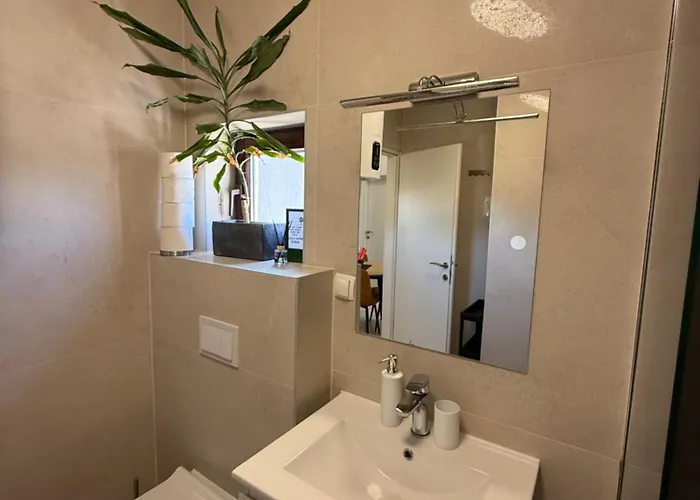 Paradiso Arx Apartment *