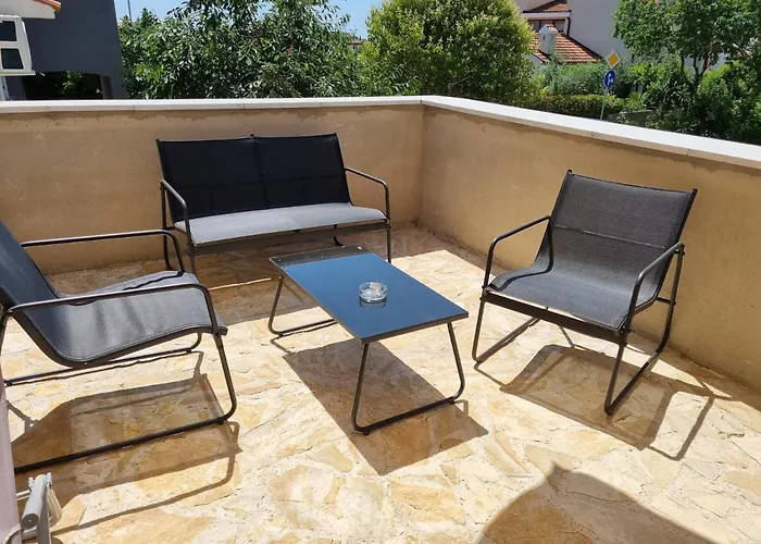 Paradiso Arx * Póla