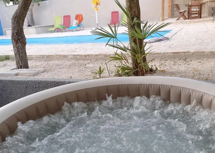 Paradiso Arx Apartman Póla