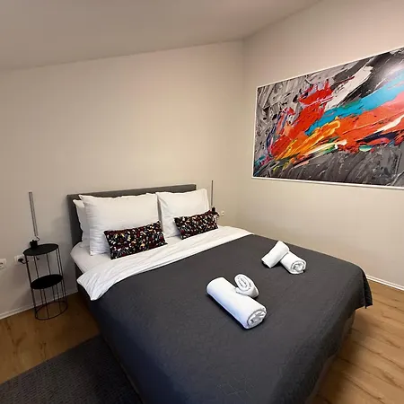 Paradiso Arx Apartmán *